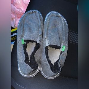 Charcoal grey sanuks